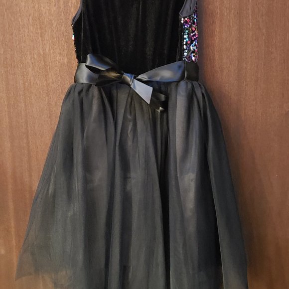 Lilt Girls Holiday / Party Dress Black with multi color sequins  Size 7/8 - Picture 3 of 5
